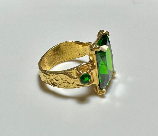 Yeşil Topaz 925 Ayar Gümüş El Yapımı Özel Tasarım Yüzük