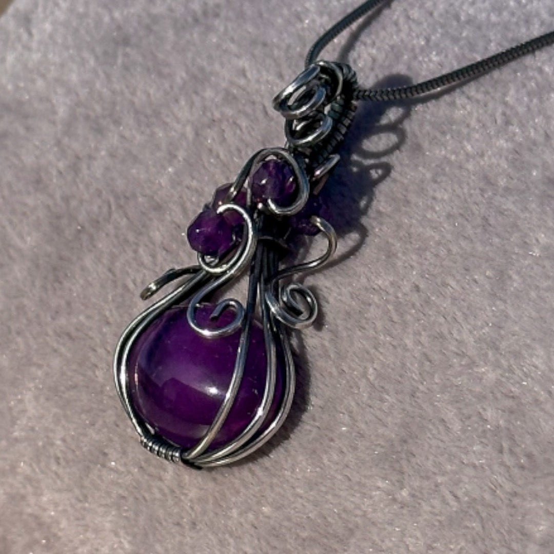Ametist Oval Kapşon Doğal Taş Gümüş Kolye