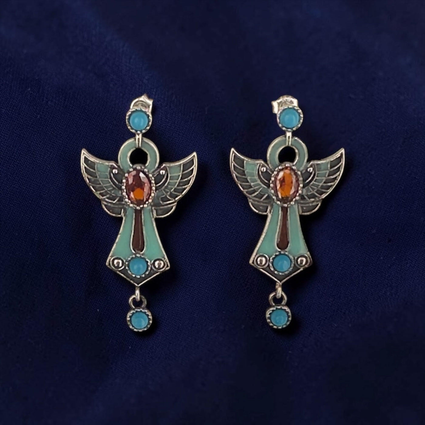 Isis’in Düğümü